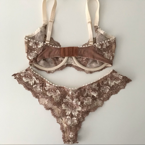 NEW Elle Macpherson China Rose Lace Set Bra Thong - Picture 5 of 9
